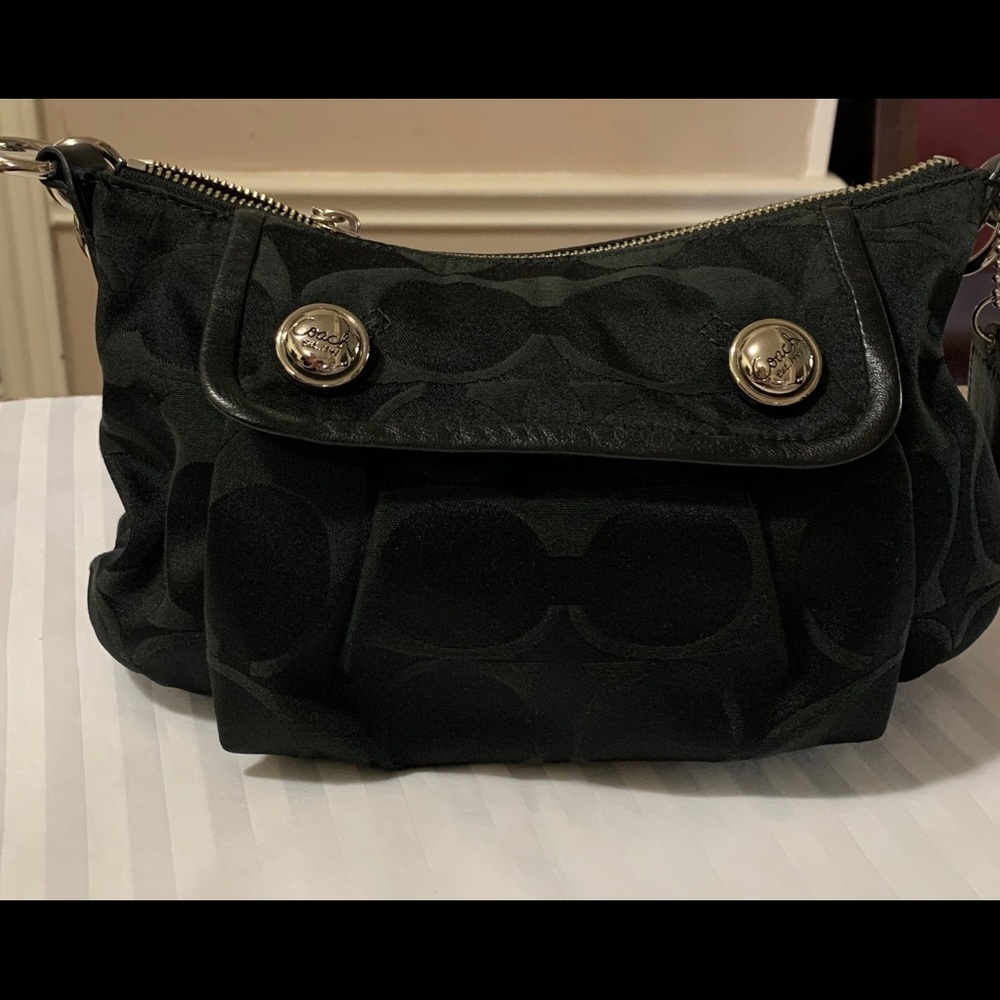Authentic Coach Classic Sig - Blk Canvas Purse